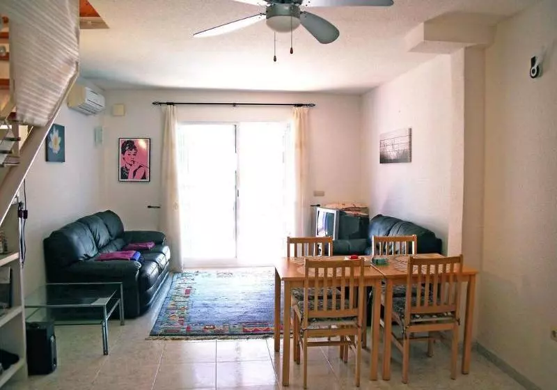 Apartaments Pueblo La Paz