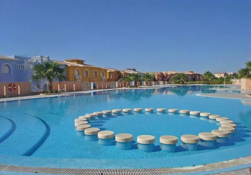 Apartaments Pueblo La Paz