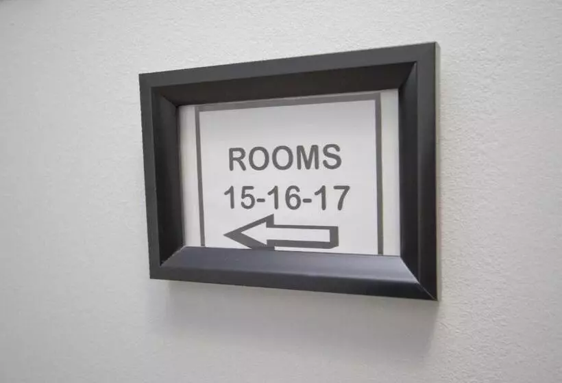 Barcelona City Centre Hostal