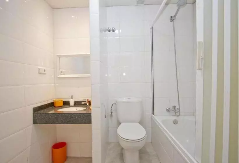 Barcelona City Centre Hostal