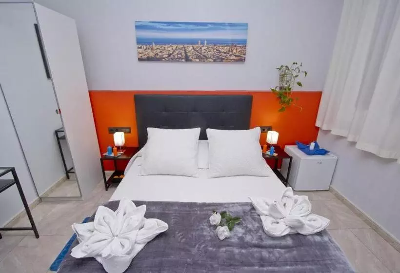 Barcelona City Centre Hostal