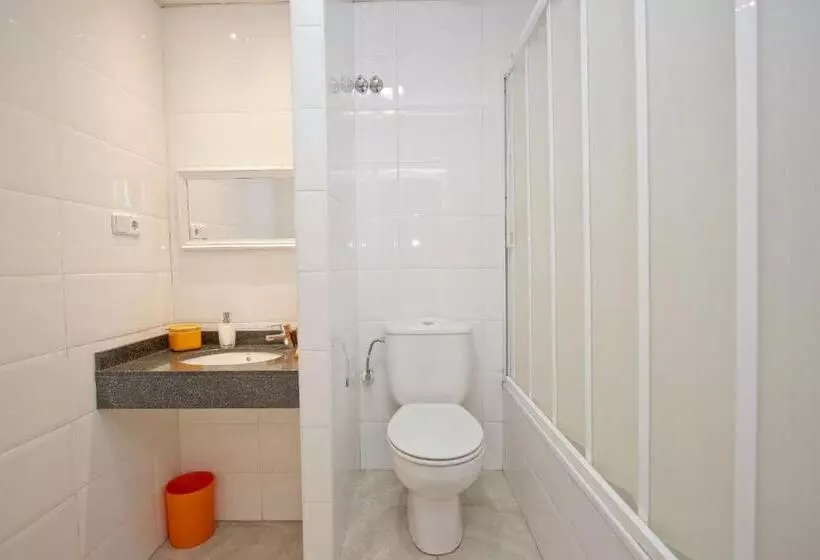 Barcelona City Centre Hostal