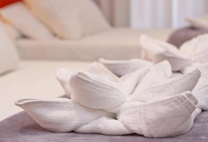 Barcelona City Centre Hostal