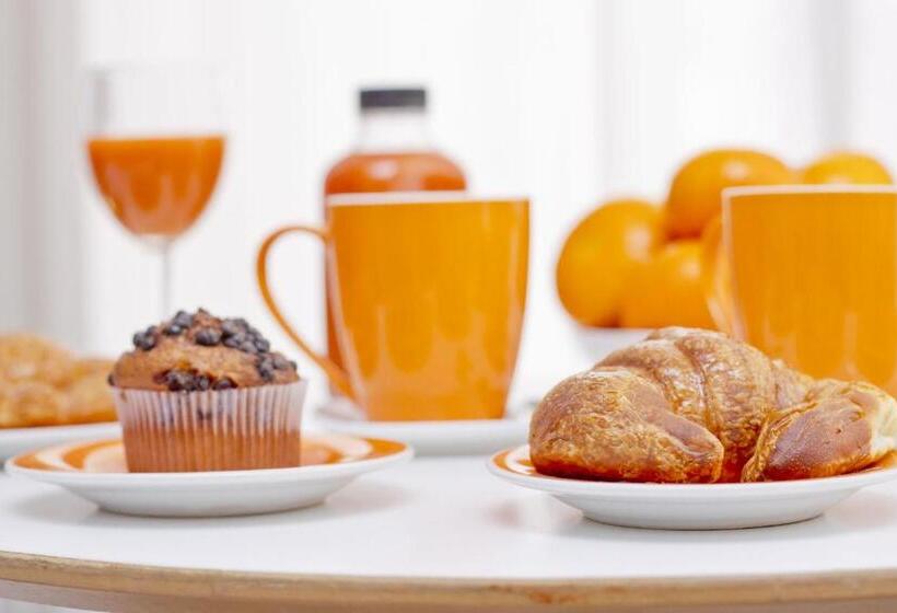 Barcelona City Centre Hostal