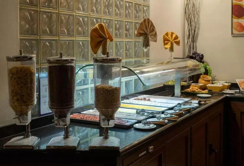 酒店 Checkin Diamar