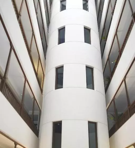 酒店 Checkin Diamar