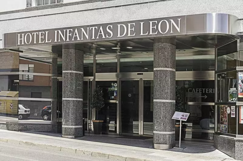 Hotel Fc Infantas De Leon