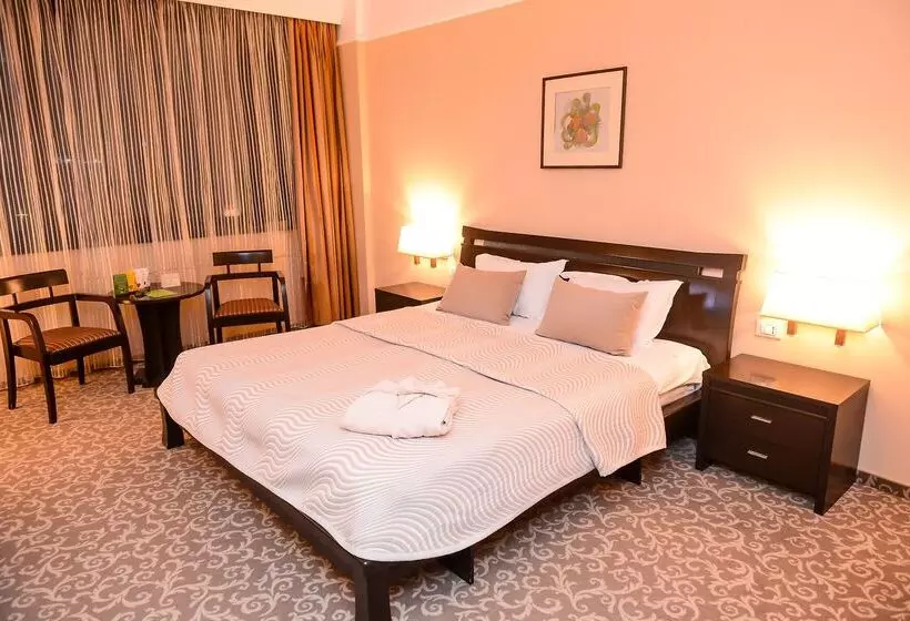 Отель Mercure Sofia City