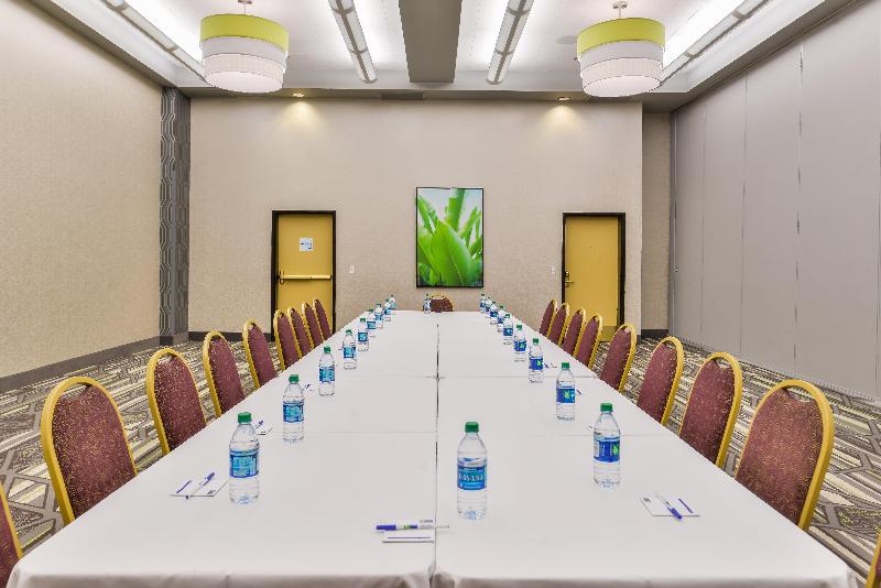 호텔 Holiday Inn Express & Suites Elk Grove Central   Hwy 99, An Ihg