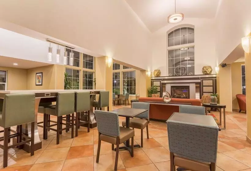 Holiday Inn Express Hotel & Suites Manteca, An Ihg