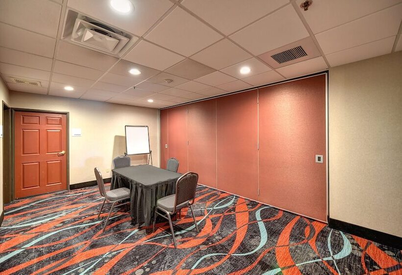 Holiday Inn Express Hotel & Suites Manteca, An Ihg