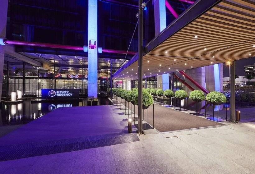 호텔 Hyatt Regency Barcelona Tower