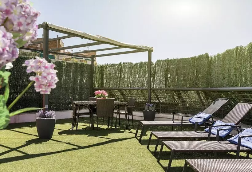 Отель Ilunion Auditori