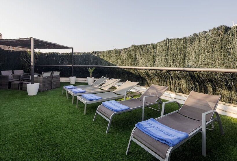 Отель Ilunion Auditori