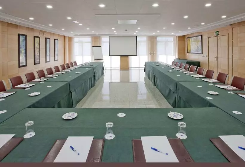 هتل Vp Metropolitano