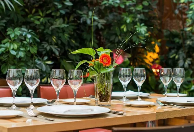 هتل Vp Metropolitano