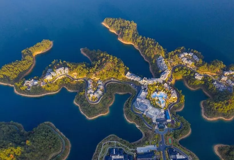 Hotelli Bright Qiandaolake Resort