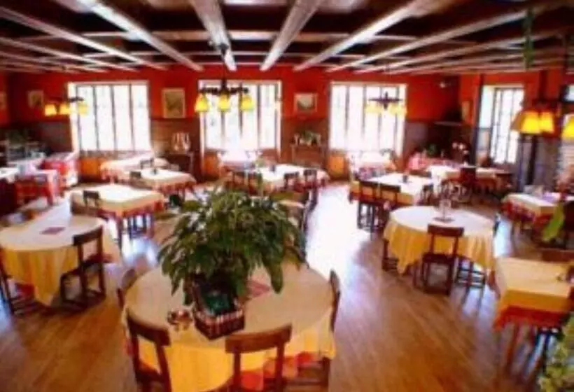 Отель Belvédère Relais Motos