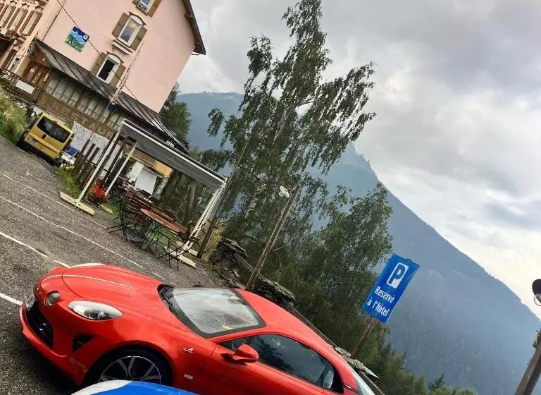 Отель Belvédère Relais Motos