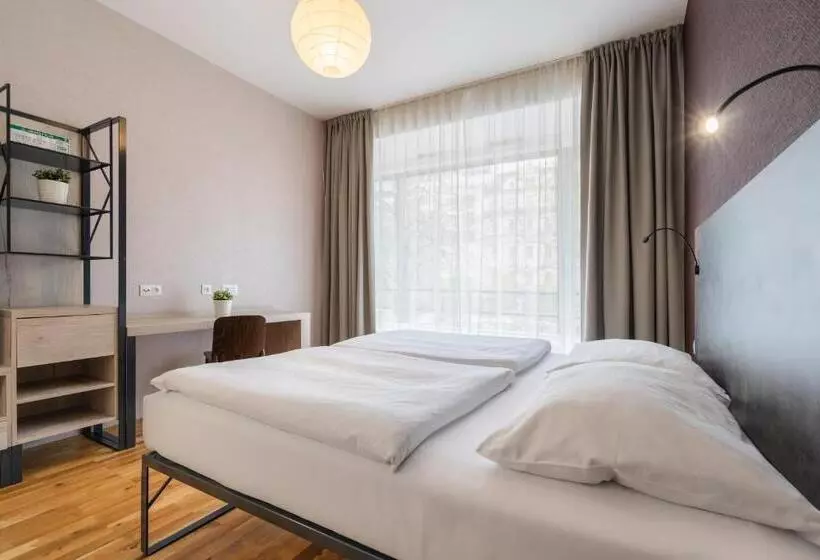 Ea Aparthotel Melantrich