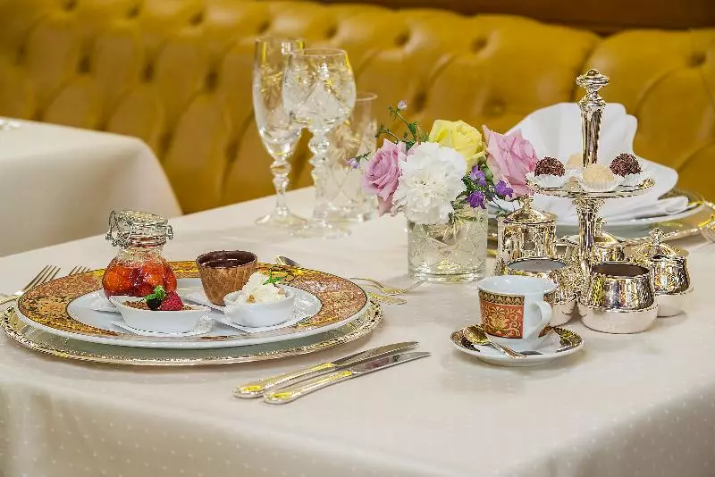 Imperial Hotel & Restaurant