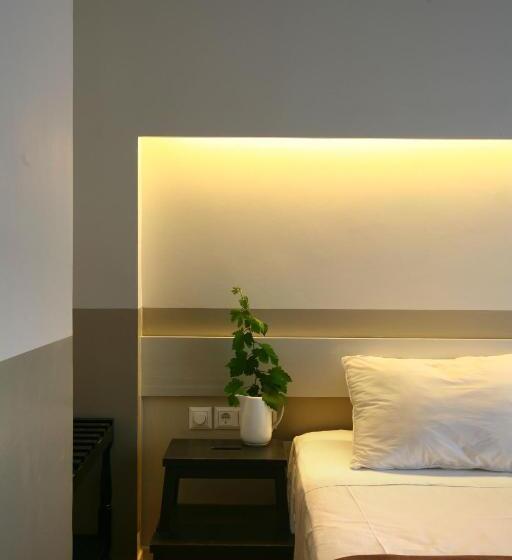 فندق Kamari Beach