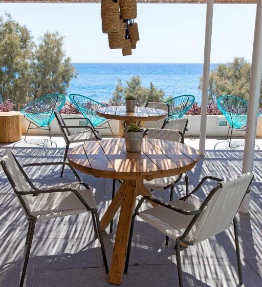 فندق Kamari Beach