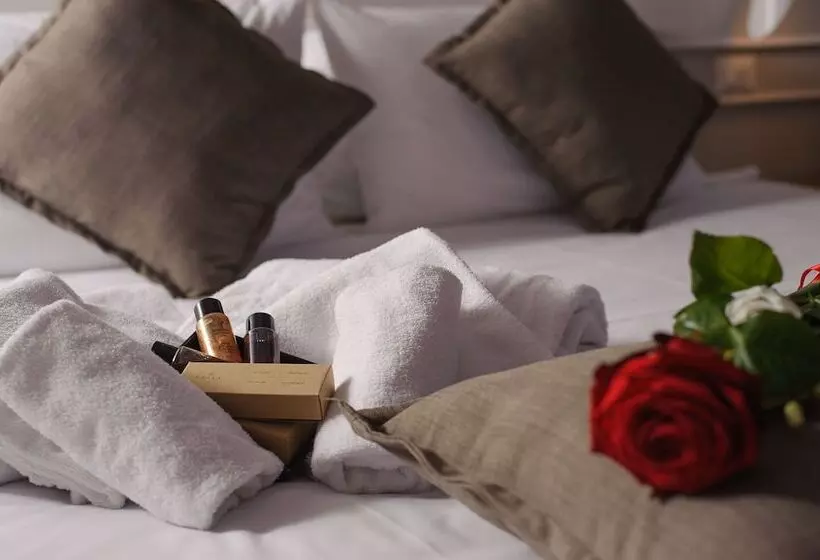 Hotelli Lungarno Vespucci 50