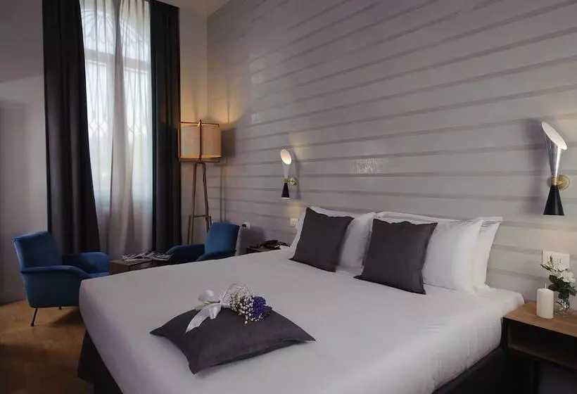 Hotelli Lungarno Vespucci 50