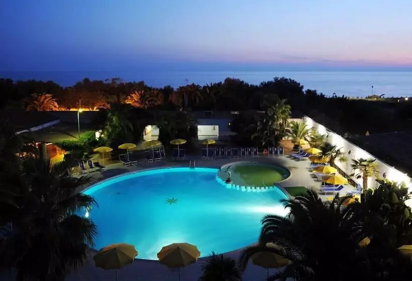 Отель Marina Club