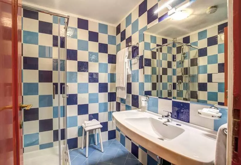 Отель Marina Club