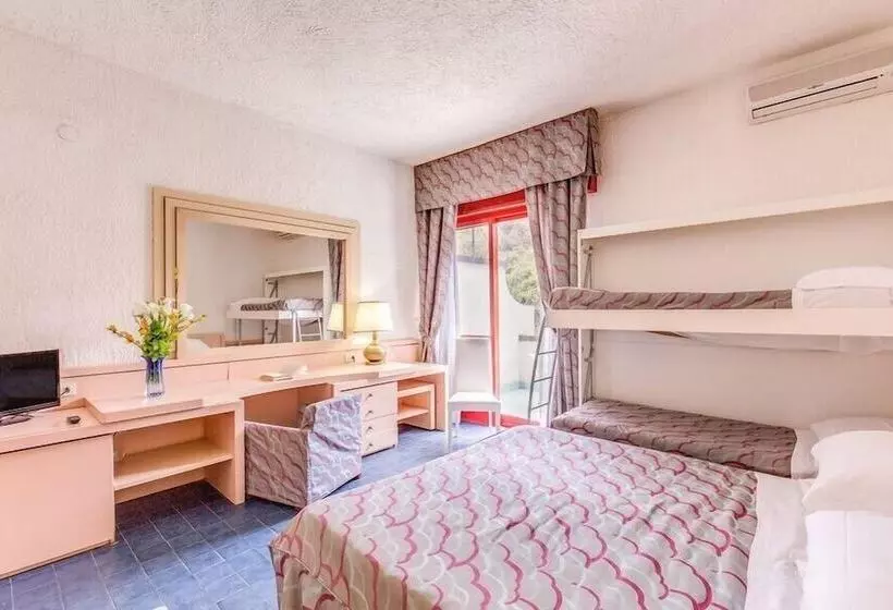 Отель Marina Club