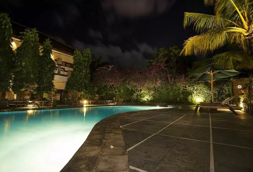 בית מלון כפרי Mentari Sanur