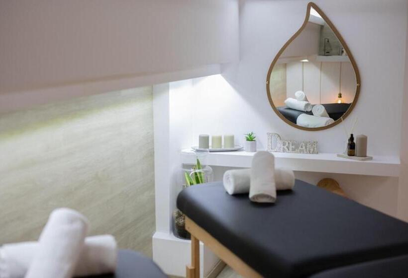 Mouikis Hotel Kefalonia