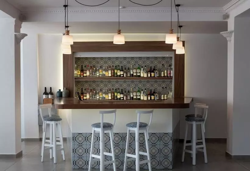 Otel Rivari Santorini