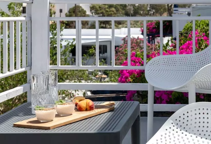 Otel Rivari Santorini