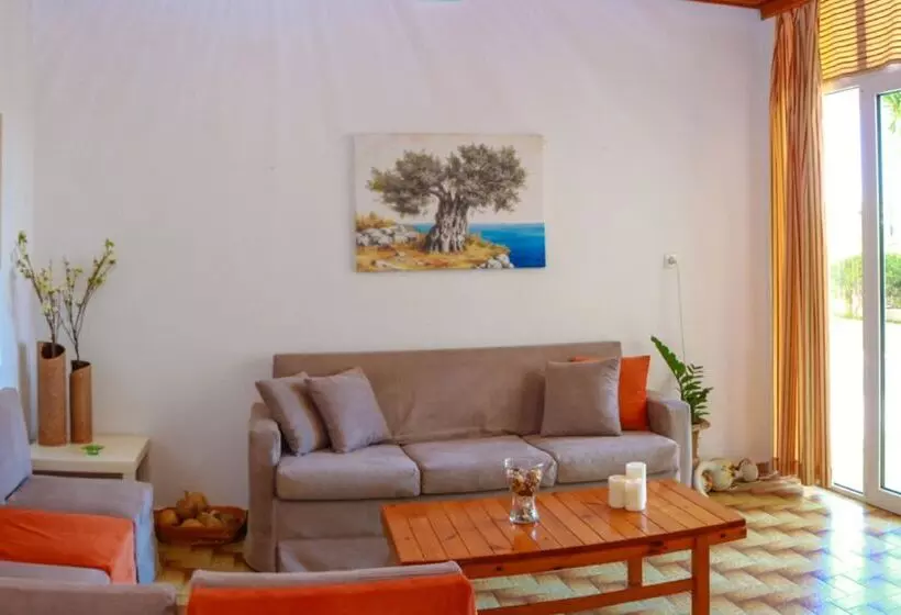 ホテル Zorbas Beach