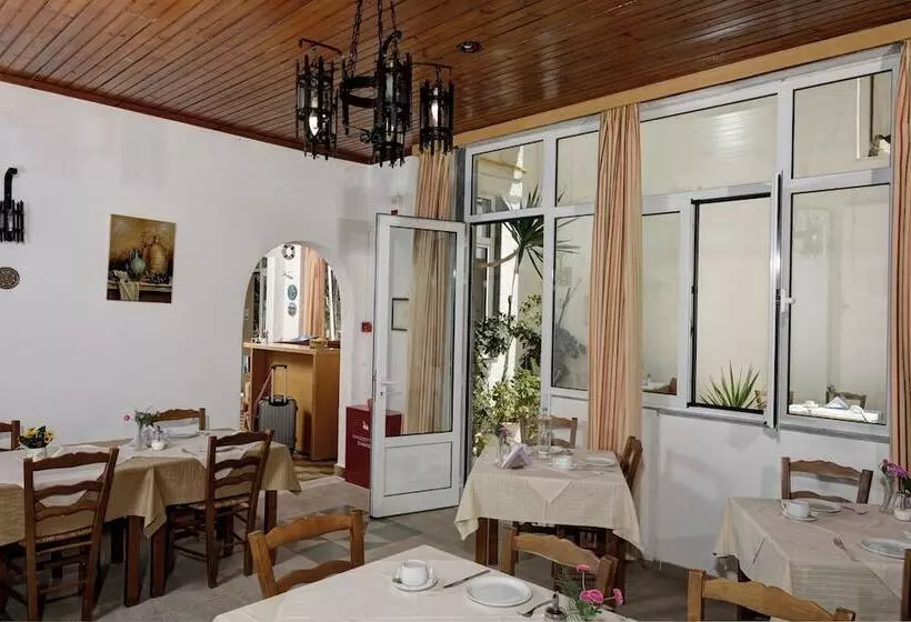 ホテル Zorbas Beach