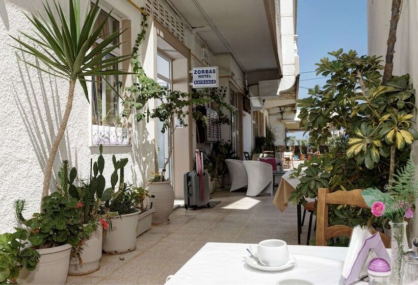 Hotel Zorbas Beach