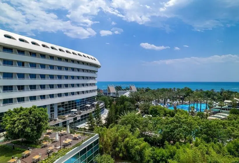 Concorde De Luxe Resort
