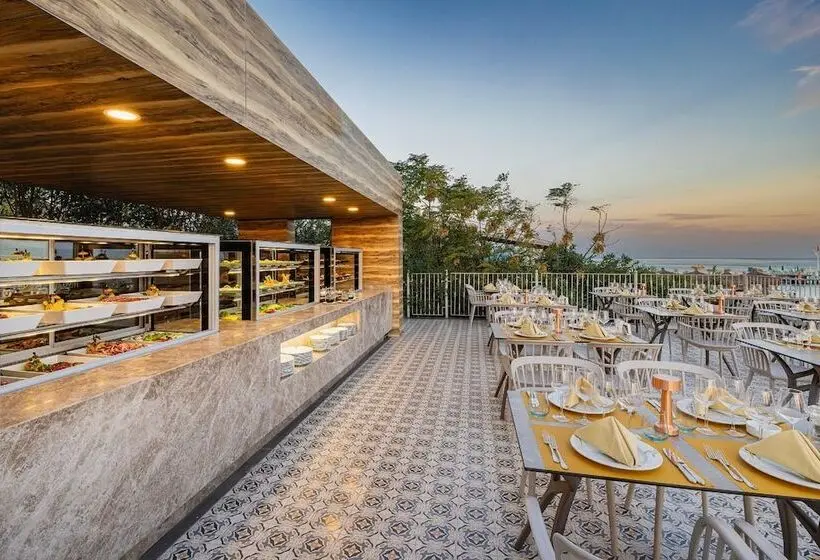 Concorde De Luxe Resort