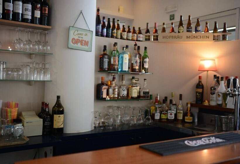 בית מלון כפרי Cathedrale