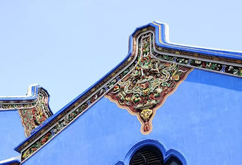 Отель Cheong Fatt Tze The Blue Mansion