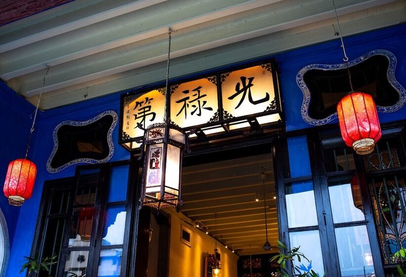 Отель Cheong Fatt Tze The Blue Mansion