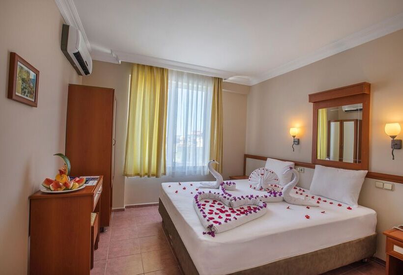 Club Big Blue Suit Hotel All Inclusive