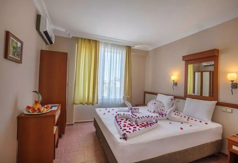 Club Big Blue Suit Hotel All Inclusive