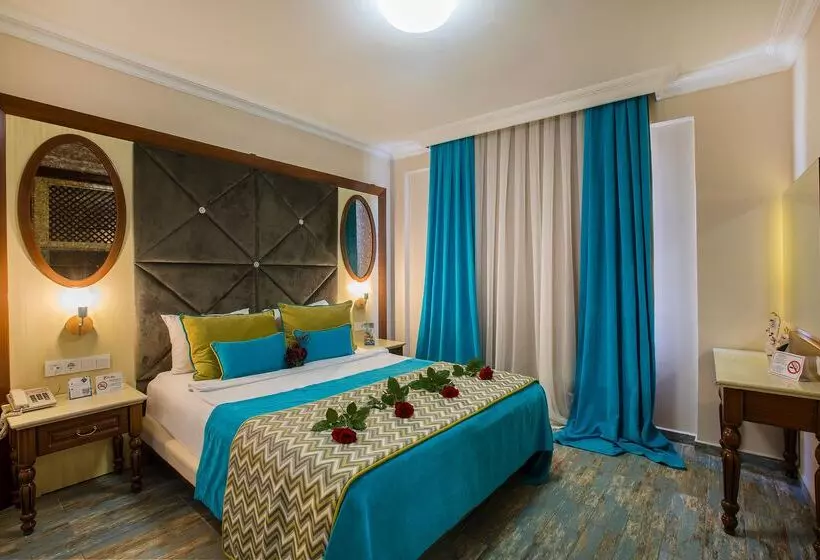 Club Big Blue Suit Hotel All Inclusive