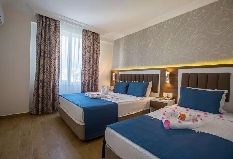 Club Big Blue Suit Hotel All Inclusive