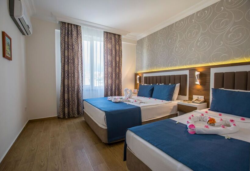 Club Big Blue Suit Hotel All Inclusive