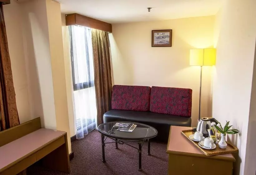 Отель Grand Continental Langkawi